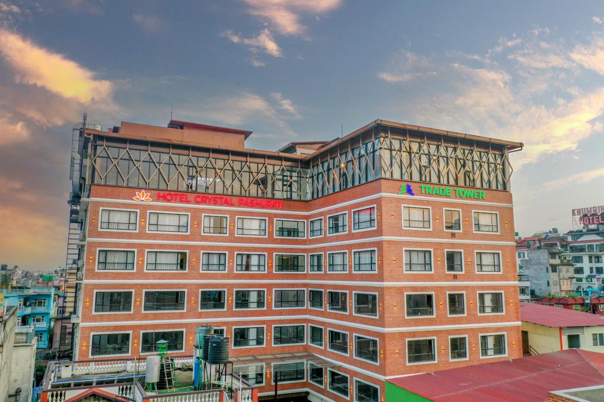 Hotel Crystal Pashupati Katmandú Exterior foto
